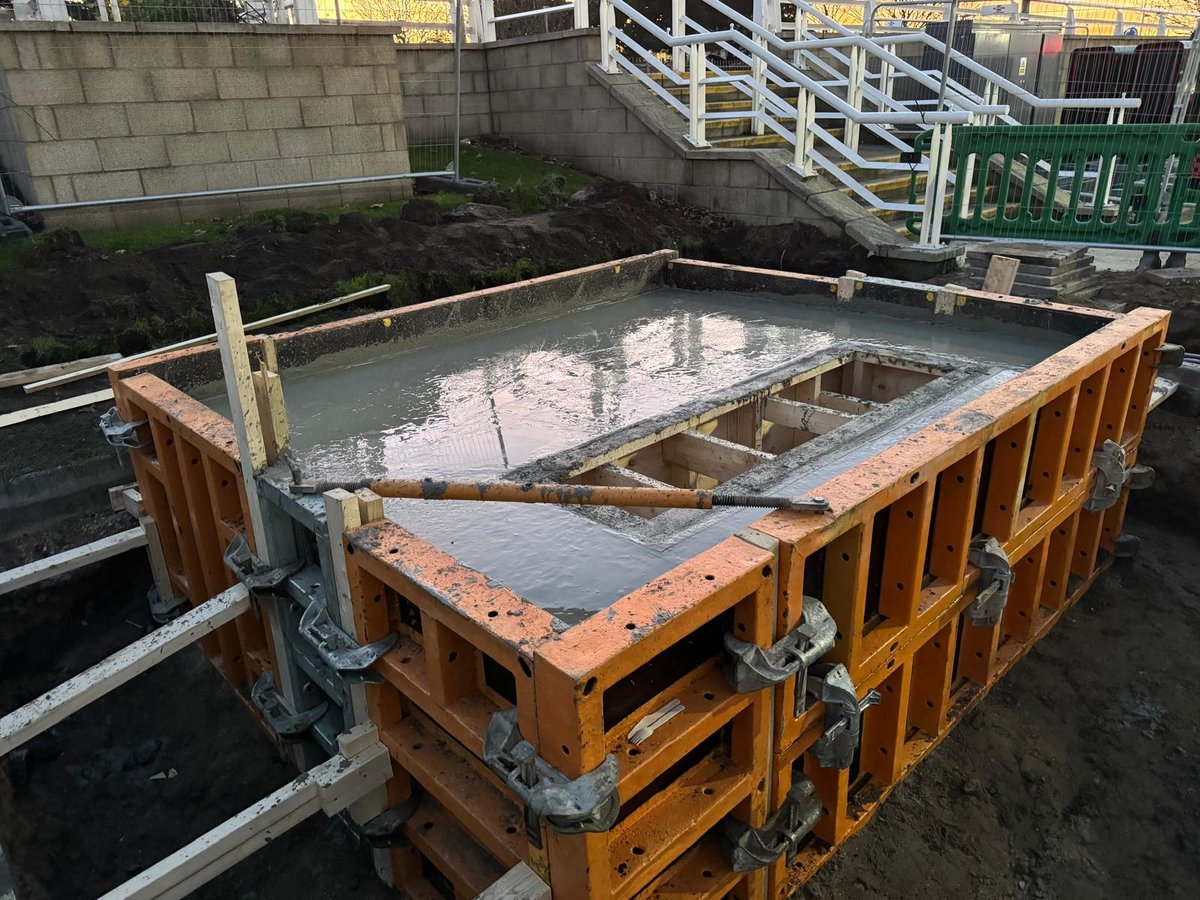 Professional civil engineering services on Manchester construction site